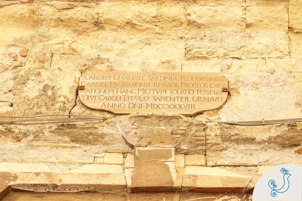Scuderie Reali - Loft In Castello, Old Town Apartment กาญารี ภายนอก รูปภาพ