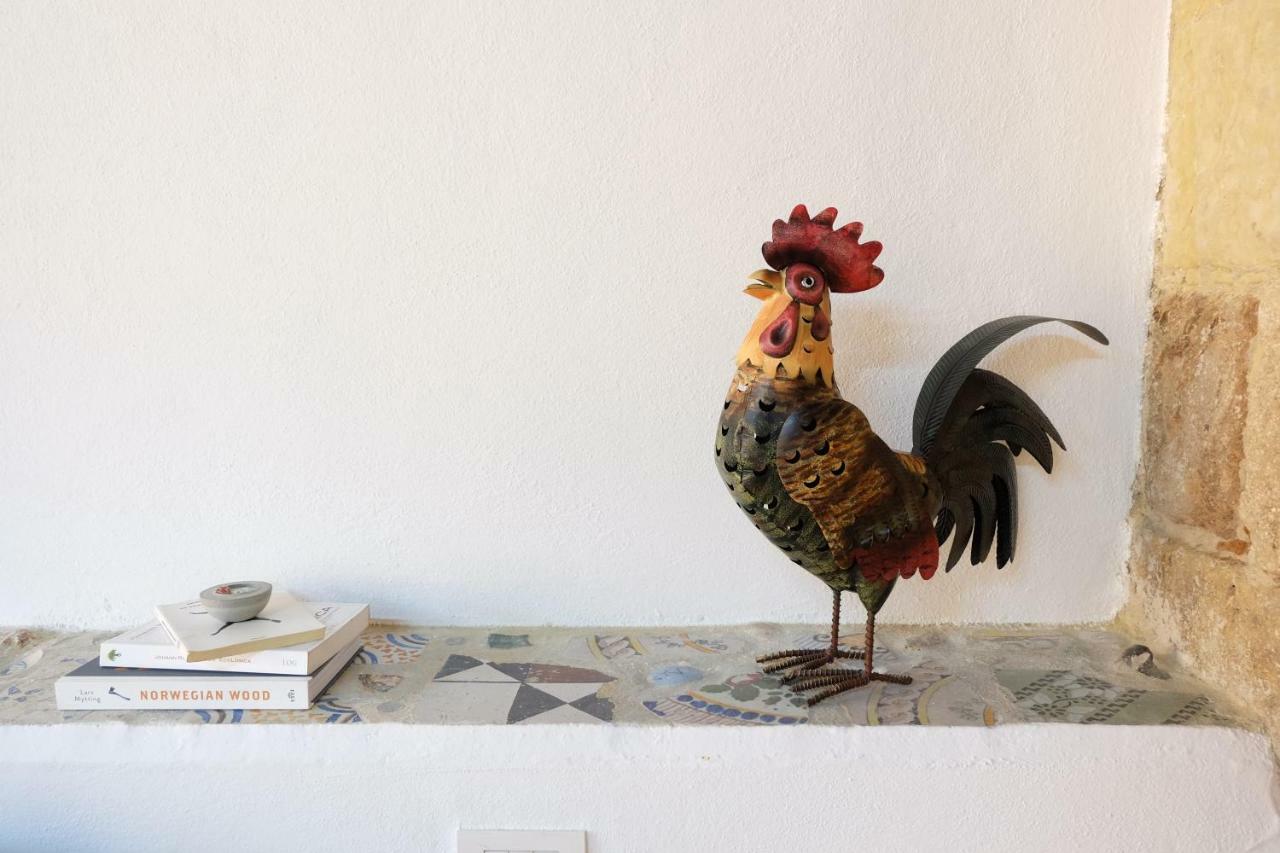 Scuderie Reali - Loft In Castello, Old Town Apartment กาญารี ภายนอก รูปภาพ